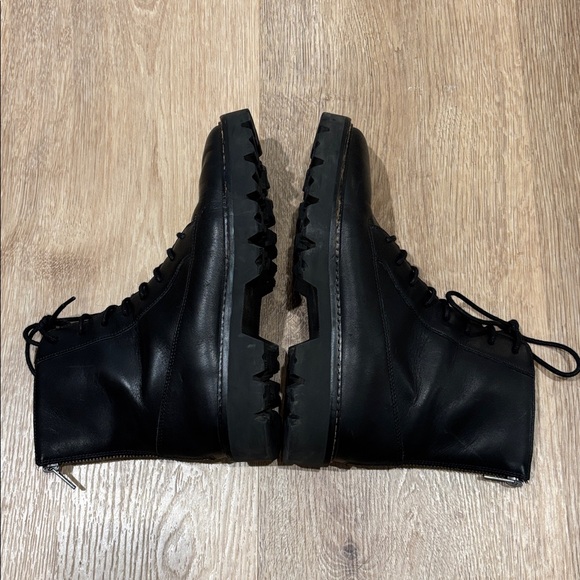 Madewell Citywalk Lugsole Lace-Up Black Leather Boots - Picture 4 of 11